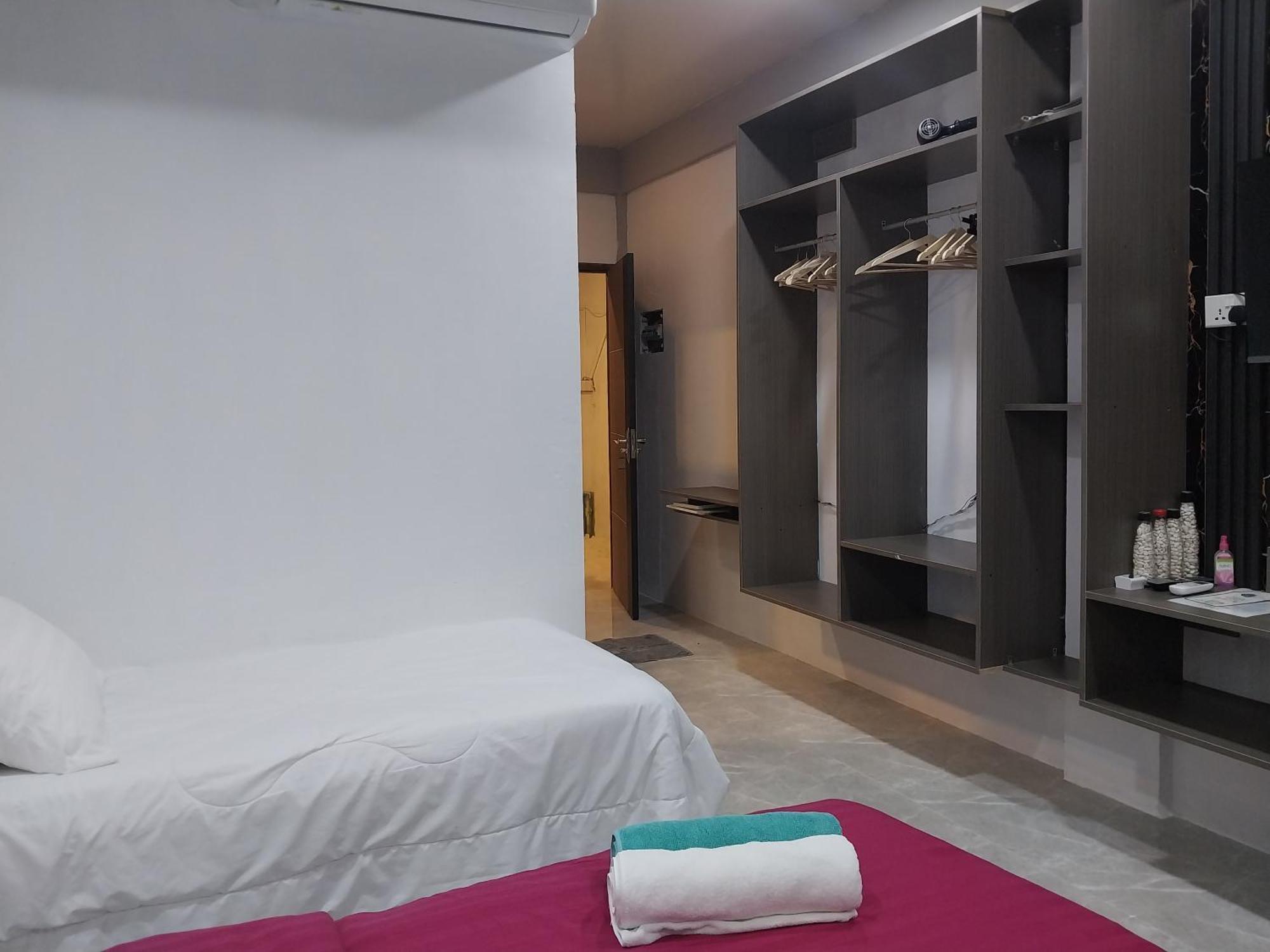 Palm Garden Hotel Thoddoo Bagian luar foto