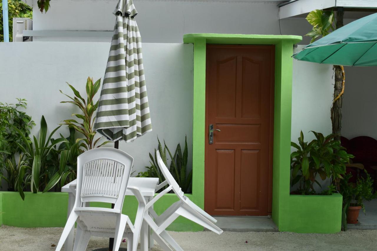 Palm Garden Hotel Thoddoo Bagian luar foto